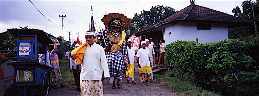 Moving the God into a new temple